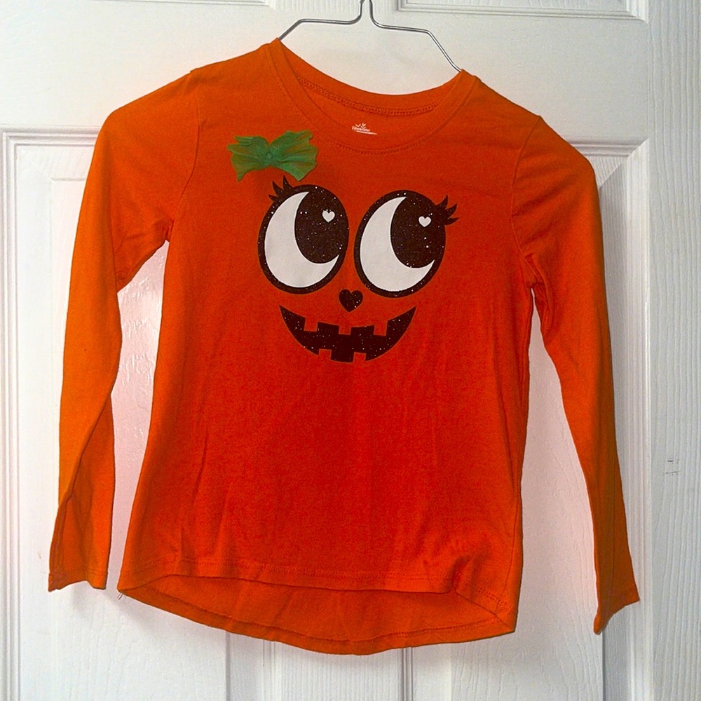 Way to celebrate! Halloween Top 🎃